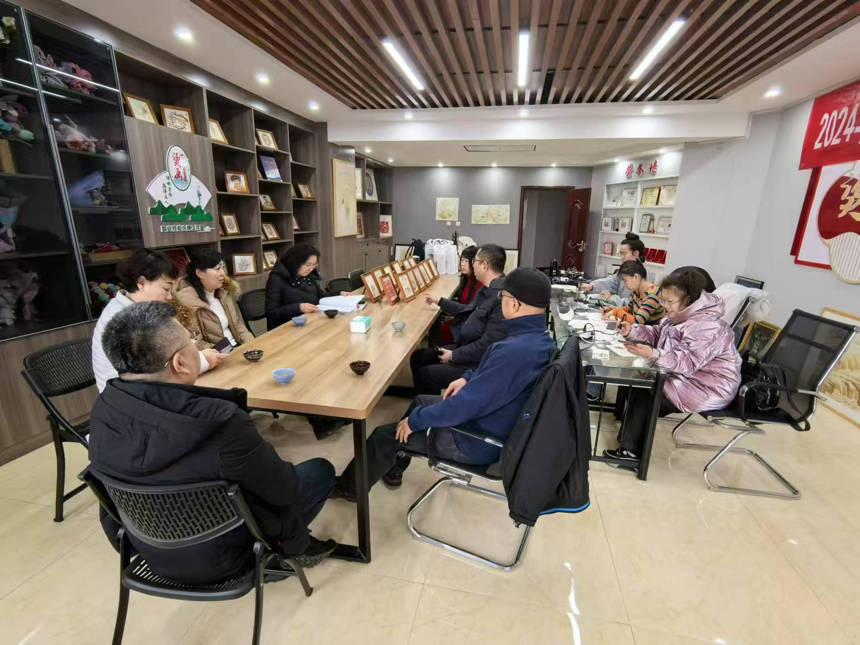 乌海大师工作室验收1.jpg 乌海大师工作室验收1.jpg